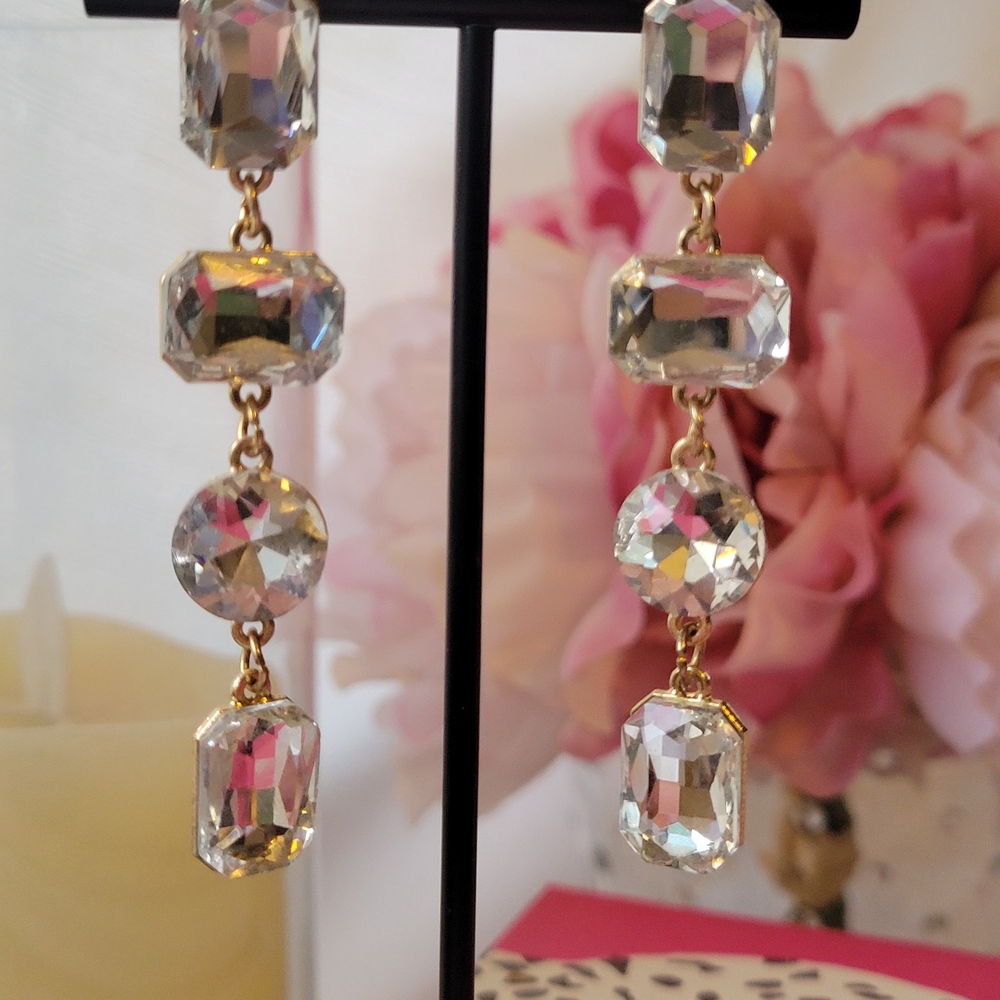 5/$25💎  Crystal Drop Dangle Earrings